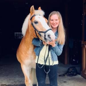 Meet your Posher, Michelle